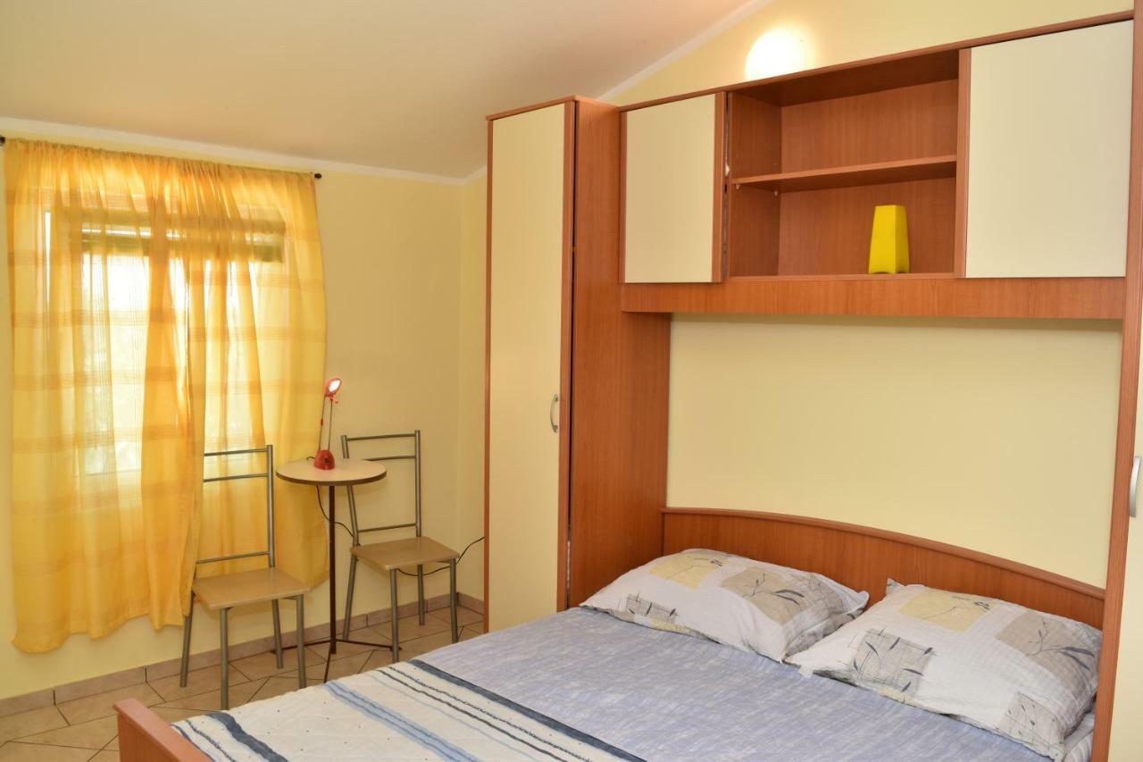 Apartmani Lun Вир Экстерьер фото